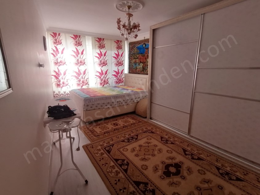 MİMARSINAN CADDESİNDE SATILIK DAİRE