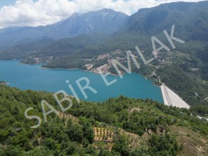 Alanya Akçatıda Satılık Yatırımlık Tarla Tek Tapu