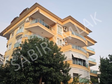 ALANYA SATILIK 2+1 DAİRE EŞYALI BÜYÜKHASBAHÇEDE SİTE İÇERİSİNDE