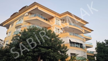 ALANYA SATILIK 2+1 DAİRE EŞYALI BÜYÜKHASBAHÇEDE SİTE İÇERİSİNDE