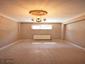 BEYLİKDÜZÜ İPEK İNŞAATAN MERKEZİ LOKASYONDA 2+1 DAİRE( EBEVEYN BANYOLU)