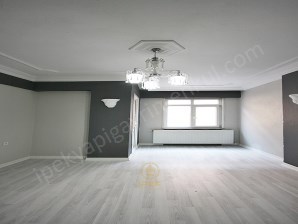 İPEK İNŞAATTAN GÜZELYURT METROBÜS DURAĞINA YÜRÜME MESAFESİNDE GENİŞ METRE KAREDE ARA KAT