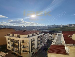 Beylikdüzü İPEKten dekorlu Girişkat fiyatına KELEPİR 2+1 Arakat