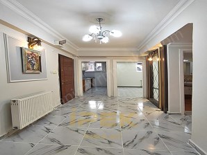 BEYLİKDÜZÜ METROBÜSE YAKIN 2+1 ŞIK DEKORLU DAİREMİZ SATIŞA HAZIR