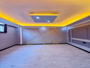 METRO   MEYDAN DİBİNDE, BEYLİKDÜZÜ İPEKTEN; FULL KREDİ 2+1 EV!