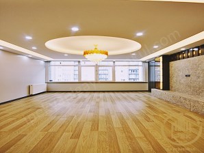 BEYLİKDÜZÜ İPEKTEN MASRAFSIZ DEKORLU; ACİL KREDİYE UYGUN 2+1 EV 