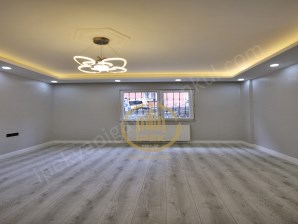 BEYLİKDÜZÜ İPEKTEN METROBÜSE YÜRÜME MESAFESİNDE KREDİYE UYGUN EV