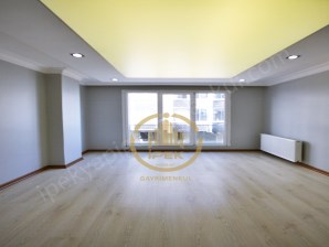 METROBÜSE YÜRÜME MESAFESİNDE PARK MANZARALI 2+1 KELEPİR DAİRE FIRSATI...!