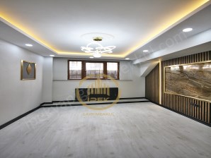 METRO VE MEYDANA YAKIN YATIRIMA   OTURUMA UYGUN 2+1 KELEPİR GİRİŞKAT DAİRE..!