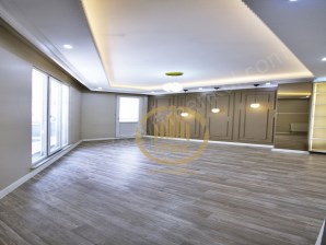 METRO VE MEYDANA YAKIN YATIRIMA   OTURUMA UYGUN 2+1 KELEPİR YÜKSEKGİRİŞ DAİRE..!