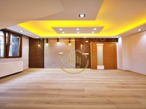 BEYLİKDÜZÜ MEYDANA VE METROBÜSE YÜRÜME MESAFESİNDE YATIRIMA   OTURUMA UYGUN 2+1 GİRİŞKAT