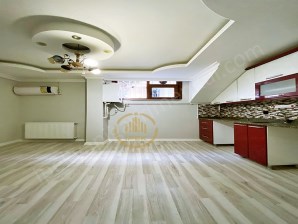 ESKİDJİ BAZAAR A YÜRÜME MESAFESİNDE OTURUMLUK   YATIRIMLIK HAFTANIN 2+1 FIRSAT DAİRESİ...!