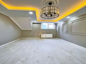  ESKULE AVM   MEYDAN VE METRO PROJESİNE YÜRÜME, BALKONLU DAİRE..