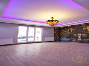 BEYLİKDÜZÜ İPEKTEN METROBÜSE YÜRÜME MESAFESİNDE, DEKORLU, KULLANIŞLI & FERAH 2+1 FIRSAT DAİRE..!!!