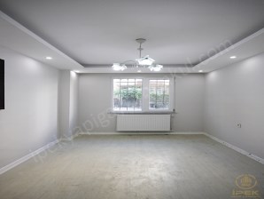 Beylikdüzü İPEKten AYASOFYAYA yürüme MÜSTAKİL Girişli 2+1 GİRİŞ