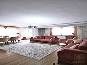 Beylikdüzü İPEKten CUMHURİYET Metroya YAKIN, XXXL Genişlikte EV