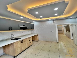 BEYLİKDÜZÜ İpekten; Metrobüsün dibinde KELEPİR bahçe katı!! 