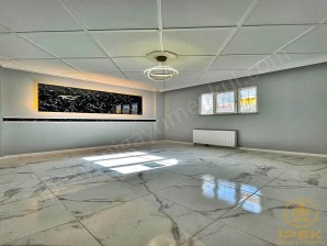 BEYLİKDÜZÜ İpekten; acil satılık , KELEPİR 2+1 bahçe kat !!!