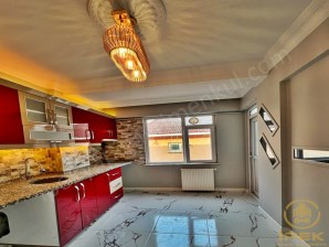 BEYLİKDÜZÜ İpekten; ÇİFT cephe 2+1 lüks daire  !!! 