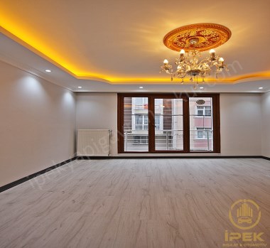 BEYLİKDÜZÜ İPEKTEN METROBÜSE YÜRÜME MESAFE FULL KREDİLİ ARAKAT