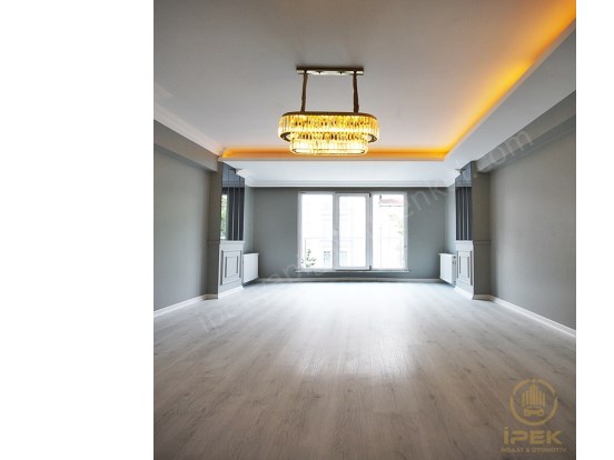 Beylikdüzü İPEKten METROBÜSE 5 dk Yürüme Merkezi Konumda 2+1 eV