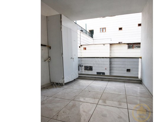 Beylikdüzü İPEKten ACİL, MERKEZİ Konumda 4 Balkonlu SIFIR EV..!