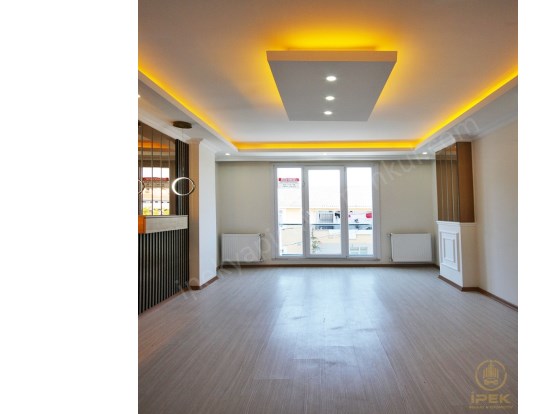 BEYLİKDÜZÜ İpekten MEYDANA ve METROYA YÜRÜME Mesafesinde Arakat!