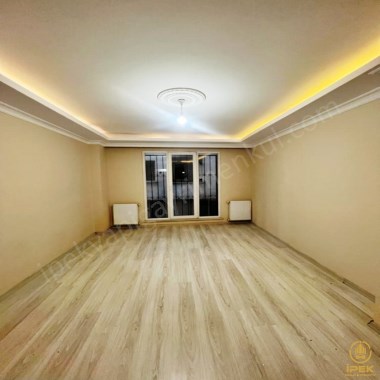 BEYLİKDÜZÜ İPEK İNŞAATTAN 0,99 FAİZLE KREDİYE UYGUN 2+1 Y.GİRİŞ