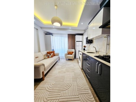 İNCİLİPINARDA ARA KAT SIFIR EŞYALI LÜKS APART