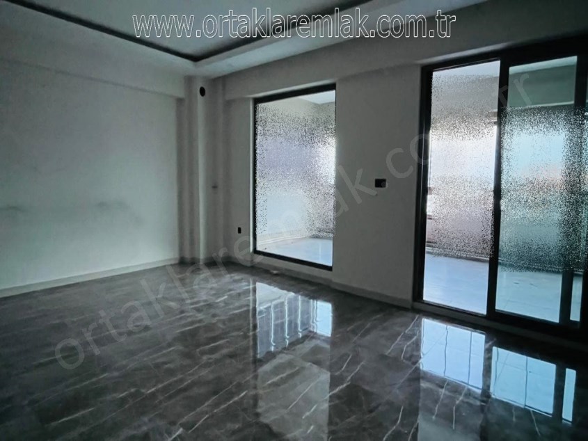 **HAVUZLU_SİTE İÇİNDE_ACİL_SATILIK_DAİRE**