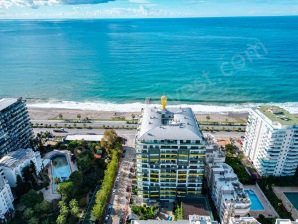 Alanya Mahmutlarda Denize Sıfır 1+1 Satılık Daire   Konak Seaside Tower