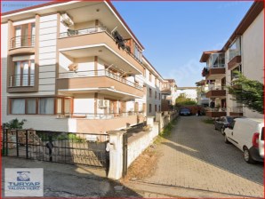 Giriş Kat 3+1 120 m² Ferah satılık Daire