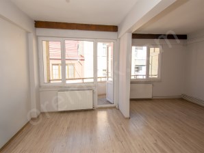 ORDU ŞARKİYE MAH. 2+1 SATILIK DAİRE SEYDİ KİMYA ÜSTÜ KONAK APT.
