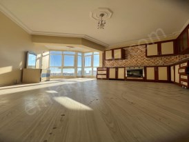 ANTALYA KEPEZ AYANOĞLU MAHALLESİNDE TRAMVAYIN DİBİNDE 3+1 HANGİBİ 180m2 SATILIK DAİRE