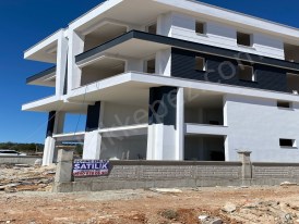 ANTALYA KEPEZ AKTOPRAK MAH. ANAYOL ÜSTÜ SATILIK DÜKKANLAR KISA SÜRELİ %1.72 KREDİ ORANIYLA