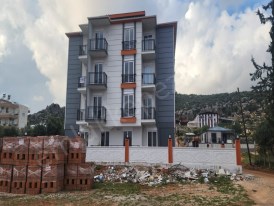 ANTALYA MENDERES MAHALLESİNDE 1+1 KATTA KİALIK DAİRE