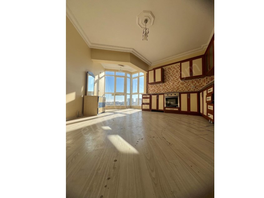 ANTALYA KEPEZ AYANOĞLU MAHALLESİNDE TRAMVAYIN DİBİNDE 3+1 HANGİBİ 180m2 SATILIK DAİRE