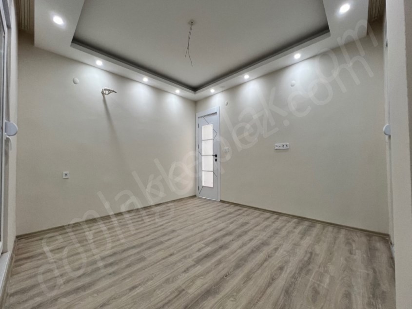 ANTALYA KEPEZ DE SATILIK SIFIR ARAKATTA GENİŞ 2+1 DAİRELER