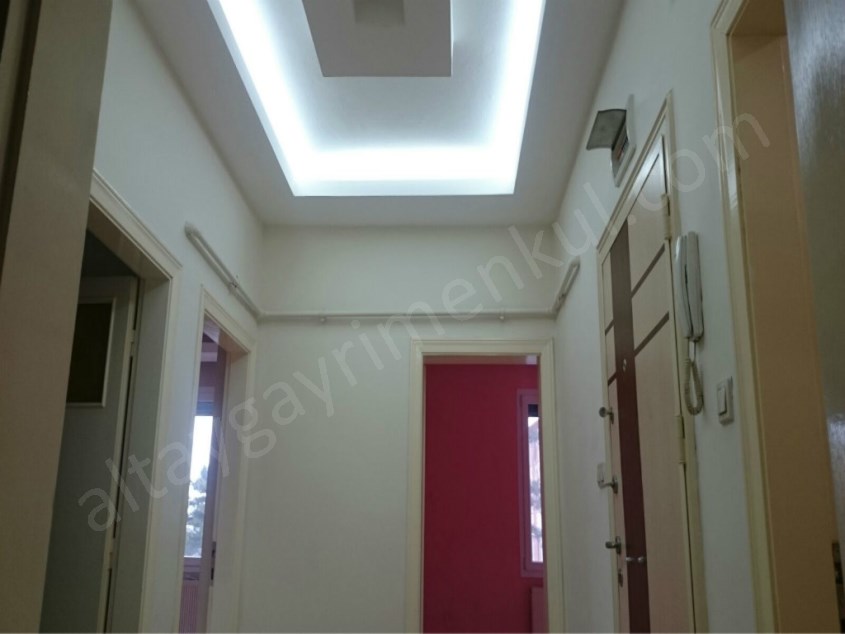 CADDE ÜZERİ MERKEZDE SATILIK ( OFİS ) (HOMOFİS ) ( DAİRE )
