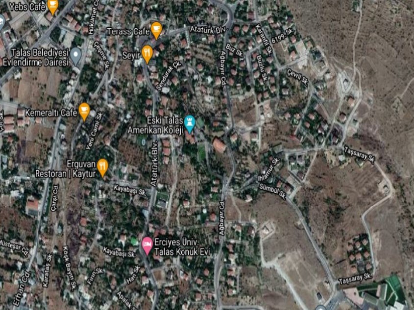 TALAS TABLAKAYA DA İKİZ VİLLALI 