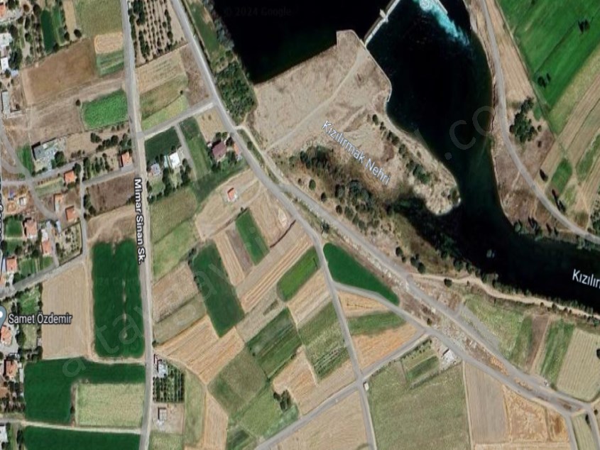 YEMLİHA DA SATILIK VİLLA PARSELLİ ARSA 