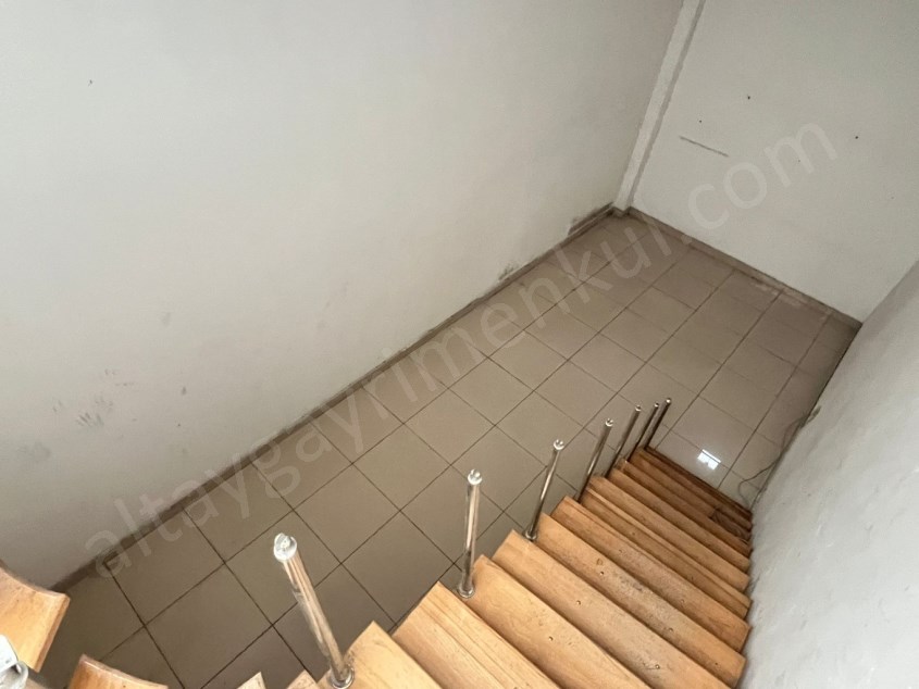 HUNAT MAHALLESİNDE KİRALIK DÜKKAN