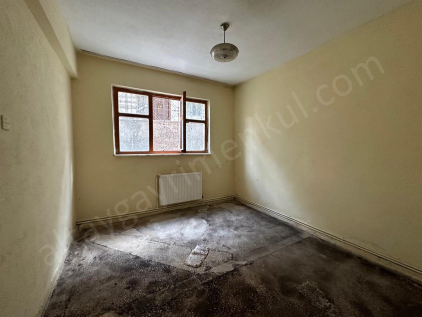 HÜRRİYETDE SATILIK BODRUM  YATIRIMLIK