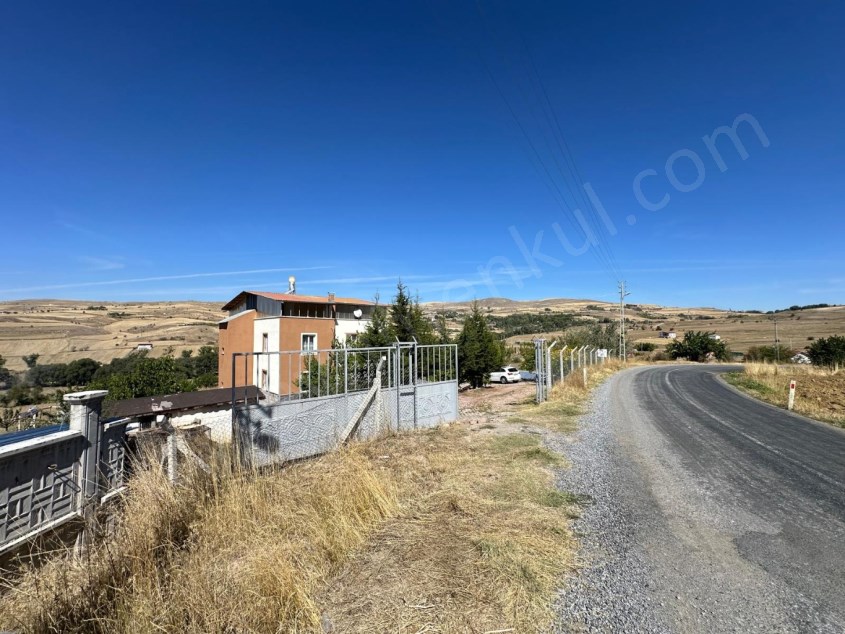 KOCASİNAN HÖBEKTE SATILIK VİLLA ! 3400 m2 TAPU ALANINA SAHİPTİR MEYVE AĞAÇLARI, HAVUZ, GARAJI VARDIR