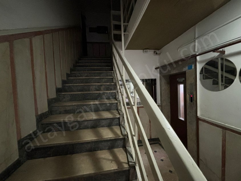 SAHABİYE DE KİRALIK OFİS % BÜRO