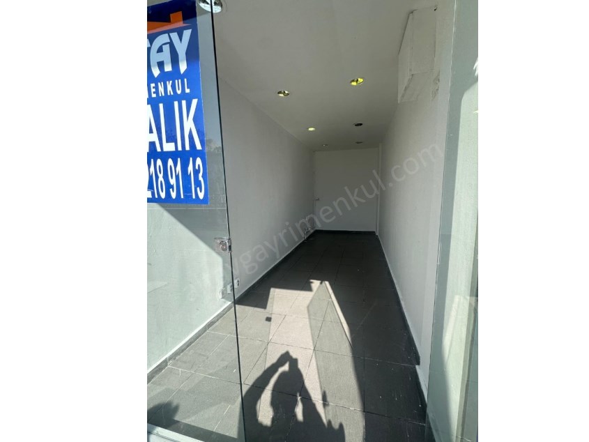 YOĞUNBURÇ ÜZERİ KİRALIK DÜKKAN