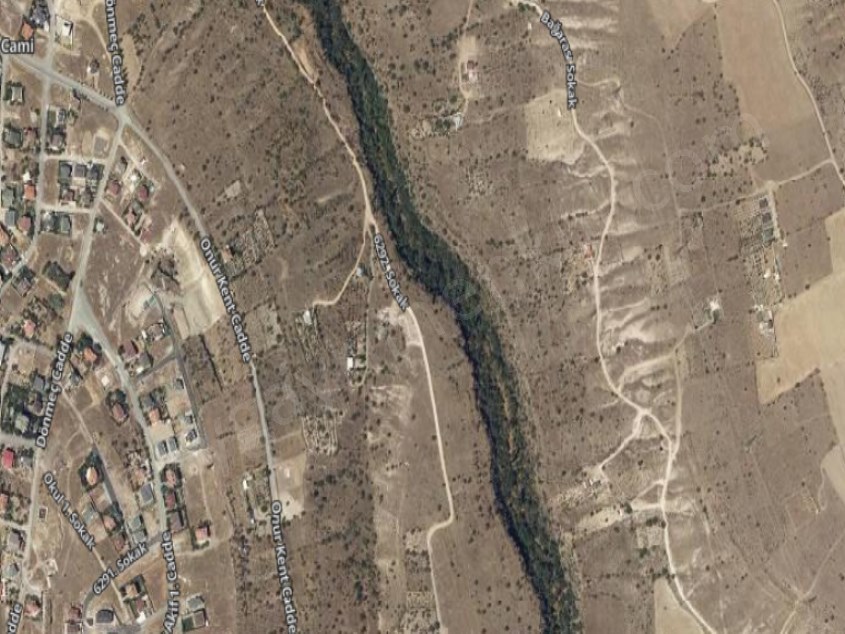 REŞADİYE DE SATILIK TARLA 