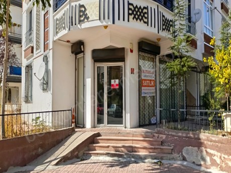 ŞEKER MAHETİMESGUTANKARA DA SATILIK 140 M2 KÖŞE DÜKKAN