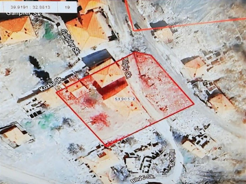 ANKARA MAMAK ŞH CENGİZ TOPEL MAHALLESİNDE SATILIK ARSA