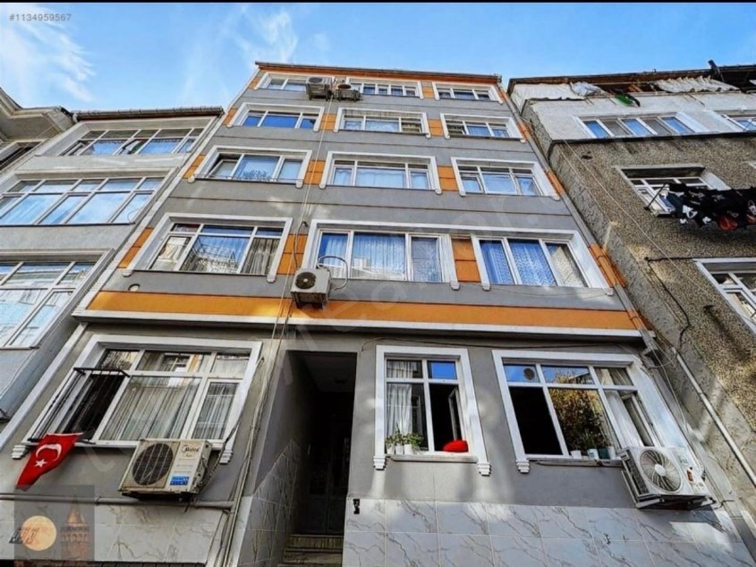 2+1 Flat for Sale in Beyoğlu Tomtom Neighborhood